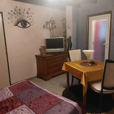 Apartmán Sci La Mijotiere Fourques-sur-Garonne Exteriér fotografie